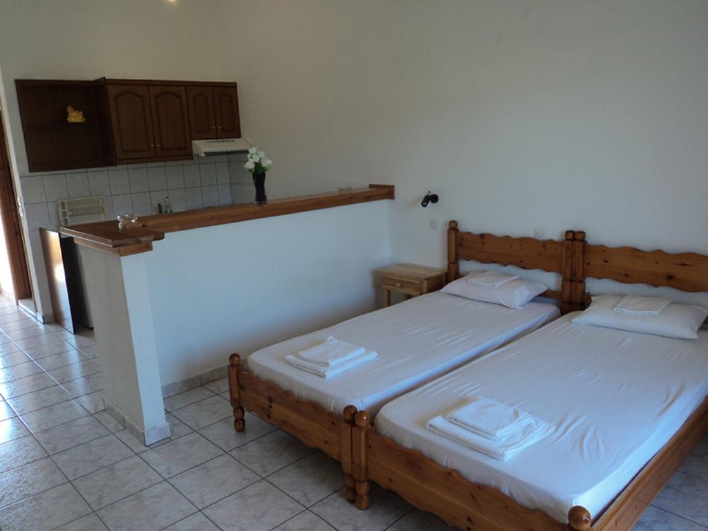 Aparthotel Faethon Karousadhes  Camera foto